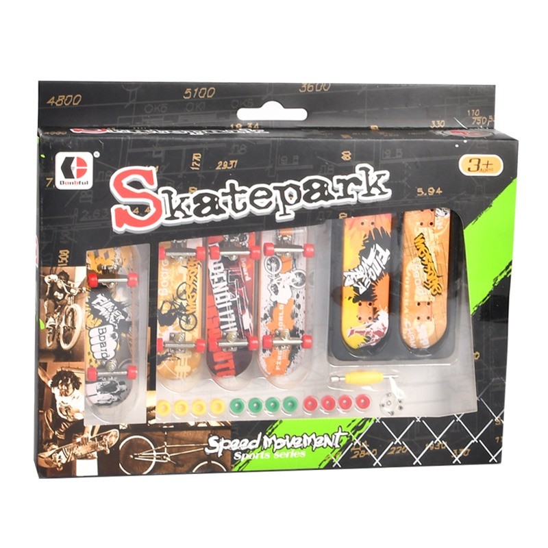 MINI SKATEBOARD AVEC ACCESSOIR