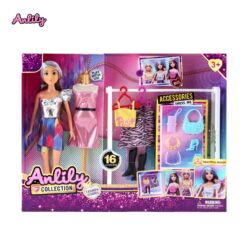 poupee avec son dressing