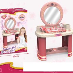 MA PETITE COIFFEUSE ?QUIP?E